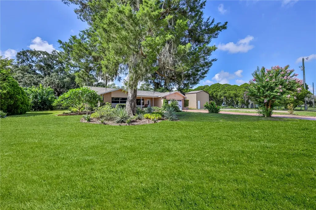 8270 Sycamore Drive New Port Richey FL 34654