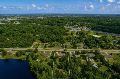 8270 Sycamore Drive New Port Richey FL 34654