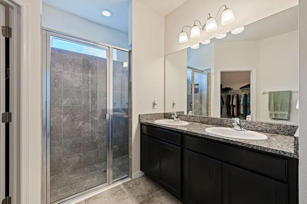 7533 Lantern Park Avenue Apollo Beach FL 33572