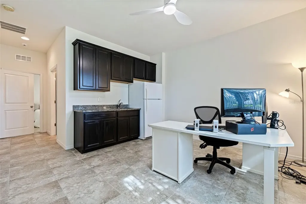 7533 Lantern Park Avenue Apollo Beach FL 33572