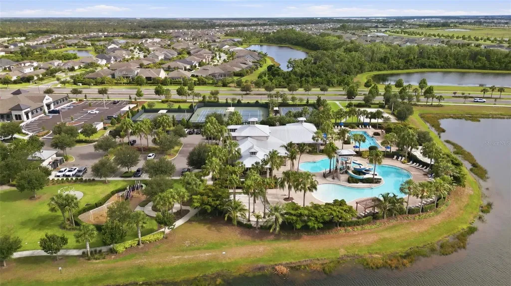 7533 Lantern Park Avenue Apollo Beach FL 33572