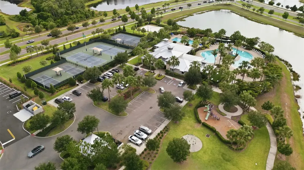 7533 Lantern Park Avenue Apollo Beach FL 33572