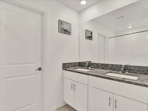 6213 Back Forty Loop Zephyrhills FL 33541