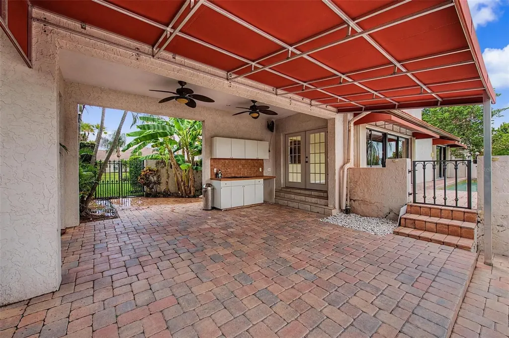 7011 Pelican Island Drive Tampa FL 33634