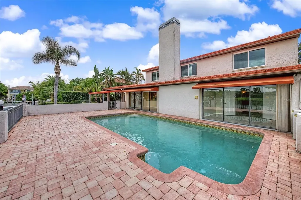 7011 Pelican Island Drive Tampa FL 33634