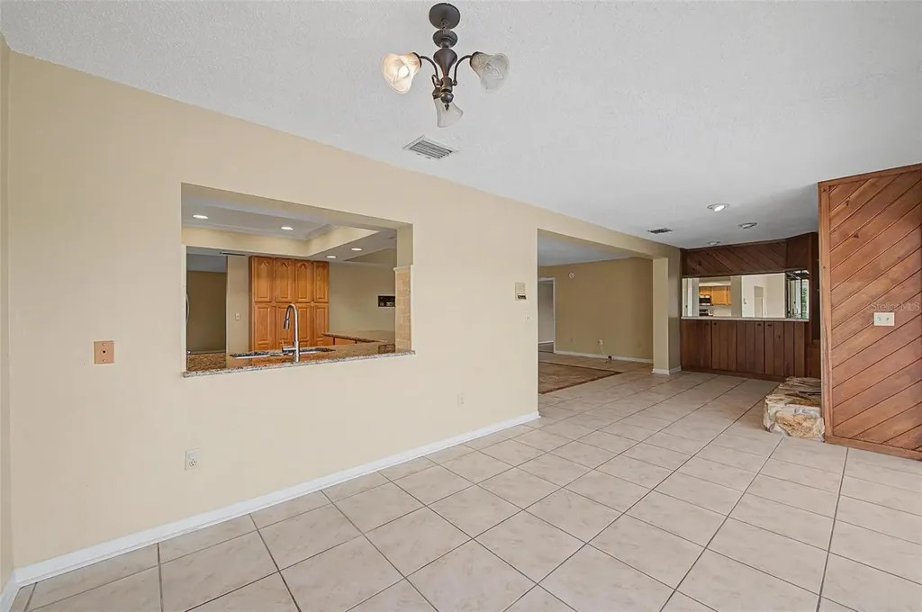 7011 Pelican Island Drive Tampa FL 33634