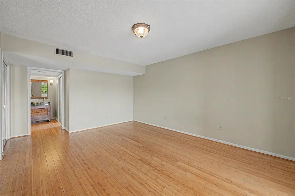 7011 Pelican Island Drive Tampa FL 33634