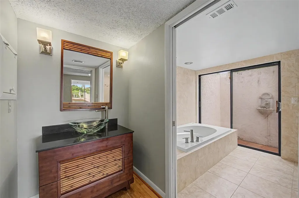 7011 Pelican Island Drive Tampa FL 33634
