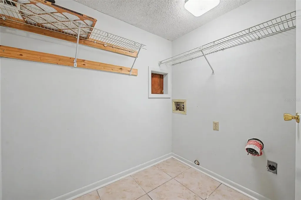7011 Pelican Island Drive Tampa FL 33634