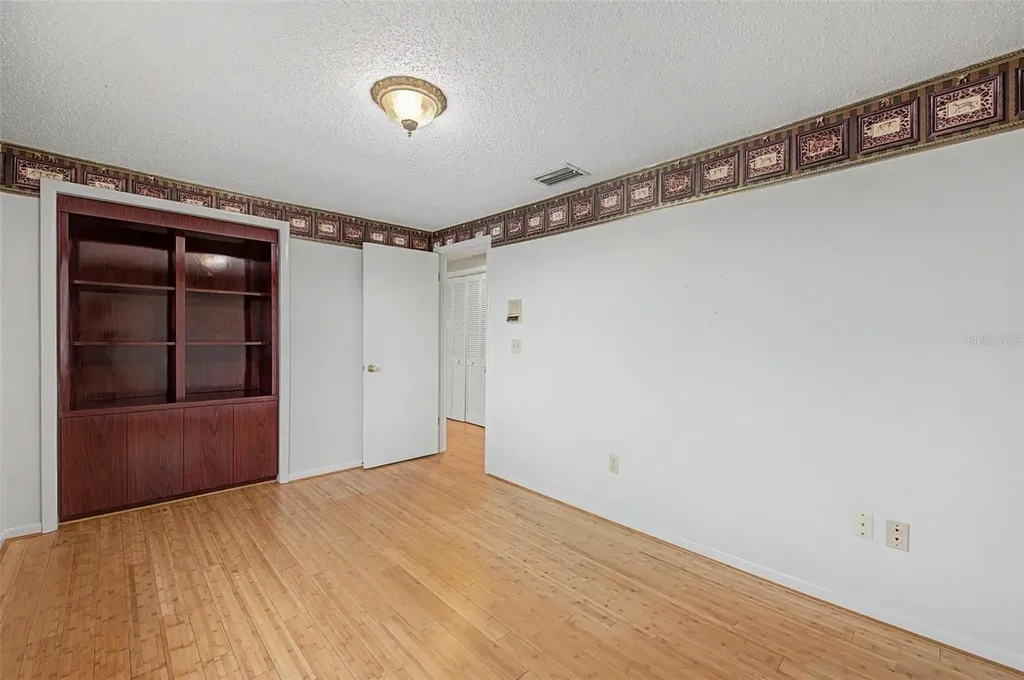 7011 Pelican Island Drive Tampa FL 33634