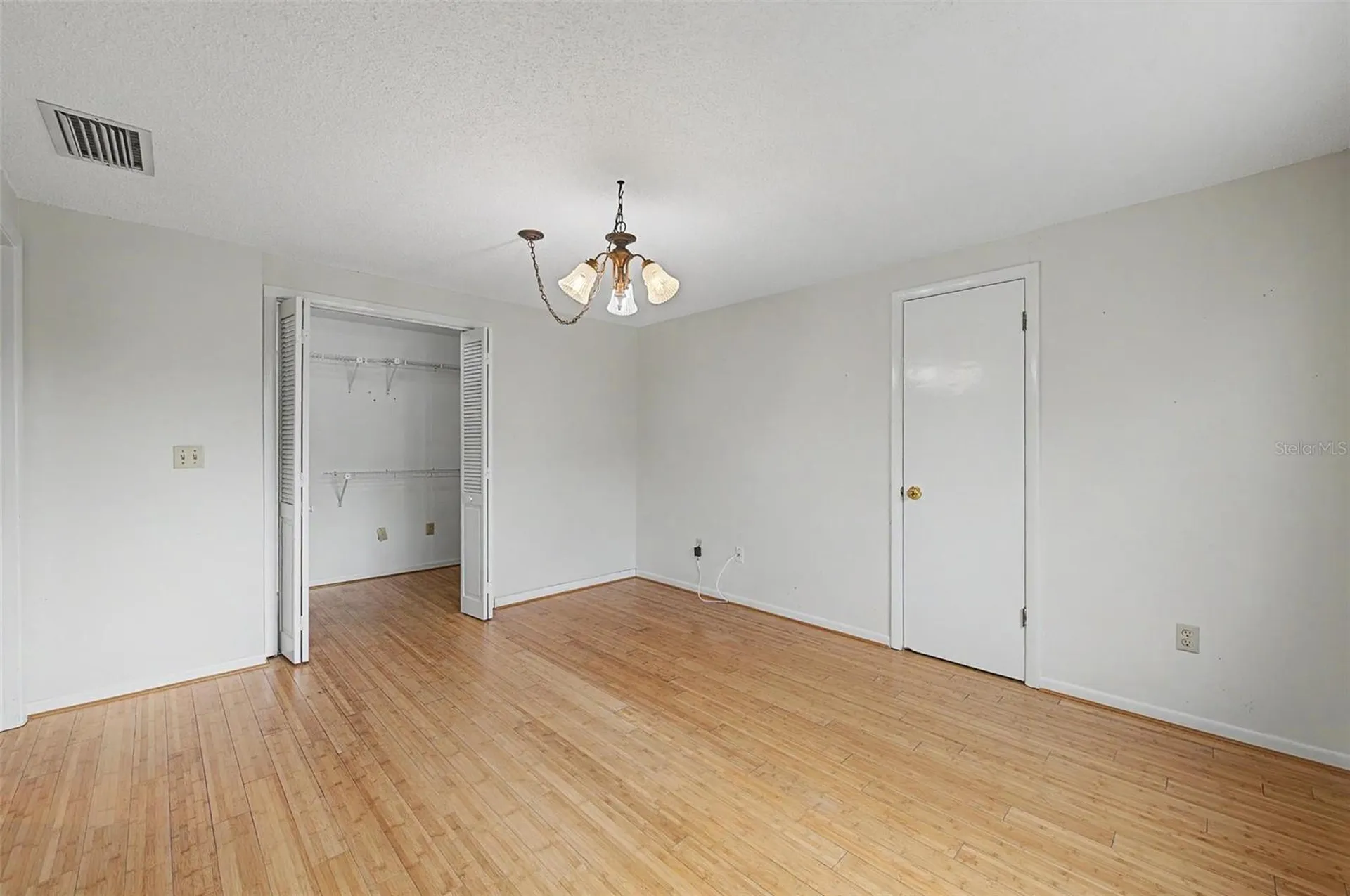7011 Pelican Island Drive Tampa FL 33634