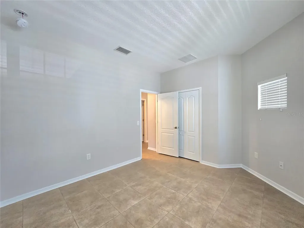 8119 Hampton Lake Drive Tampa FL 33647