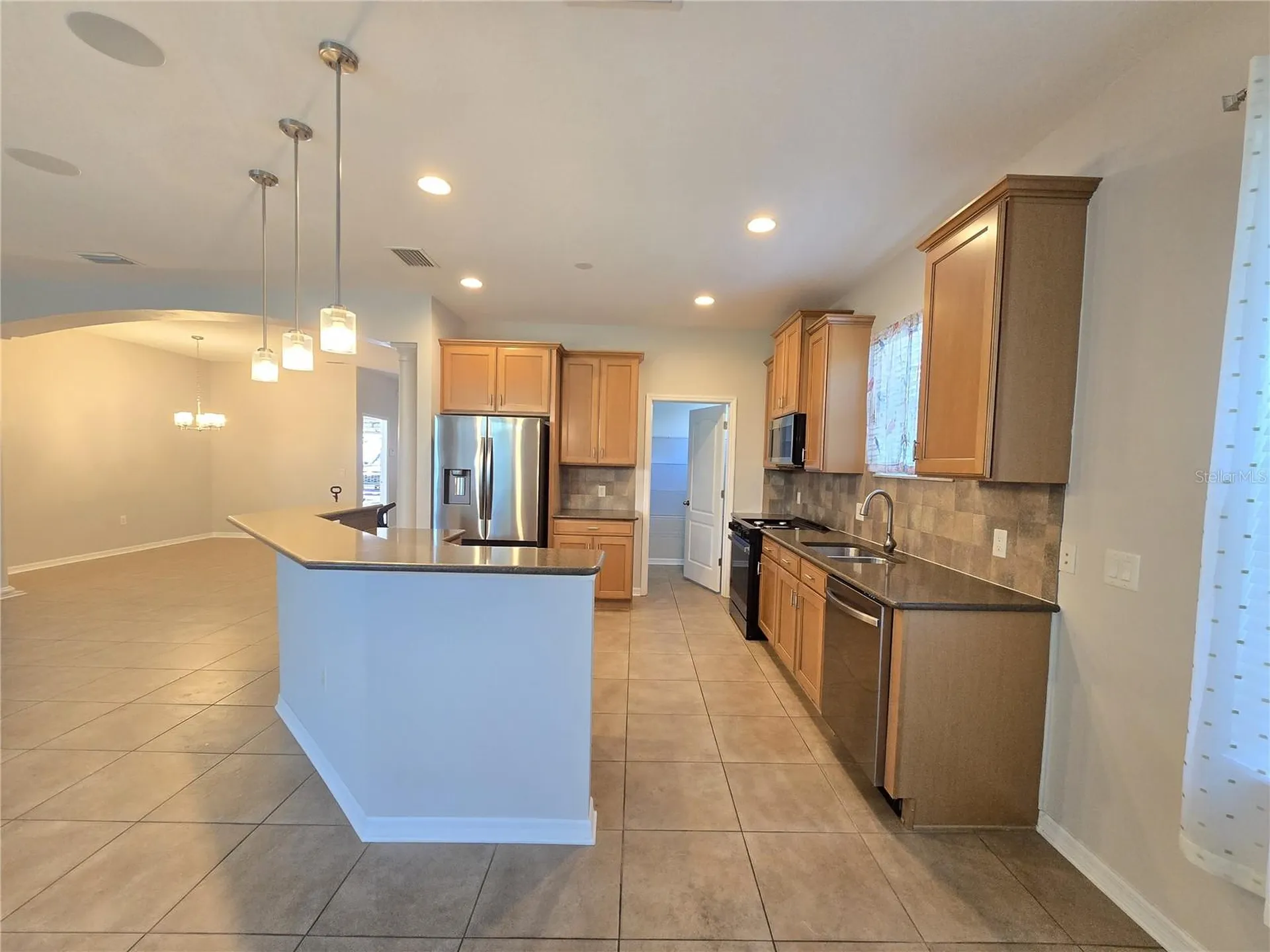 8119 Hampton Lake Drive Tampa FL 33647