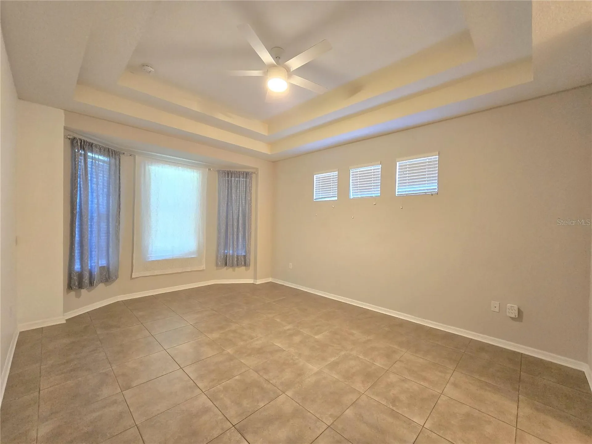 8119 Hampton Lake Drive Tampa FL 33647