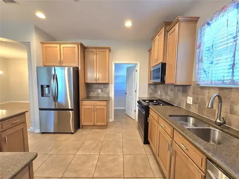 8119 Hampton Lake Drive Tampa FL 33647
