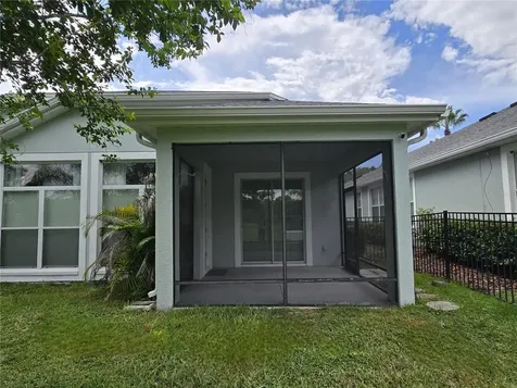 8119 Hampton Lake Drive Tampa FL 33647