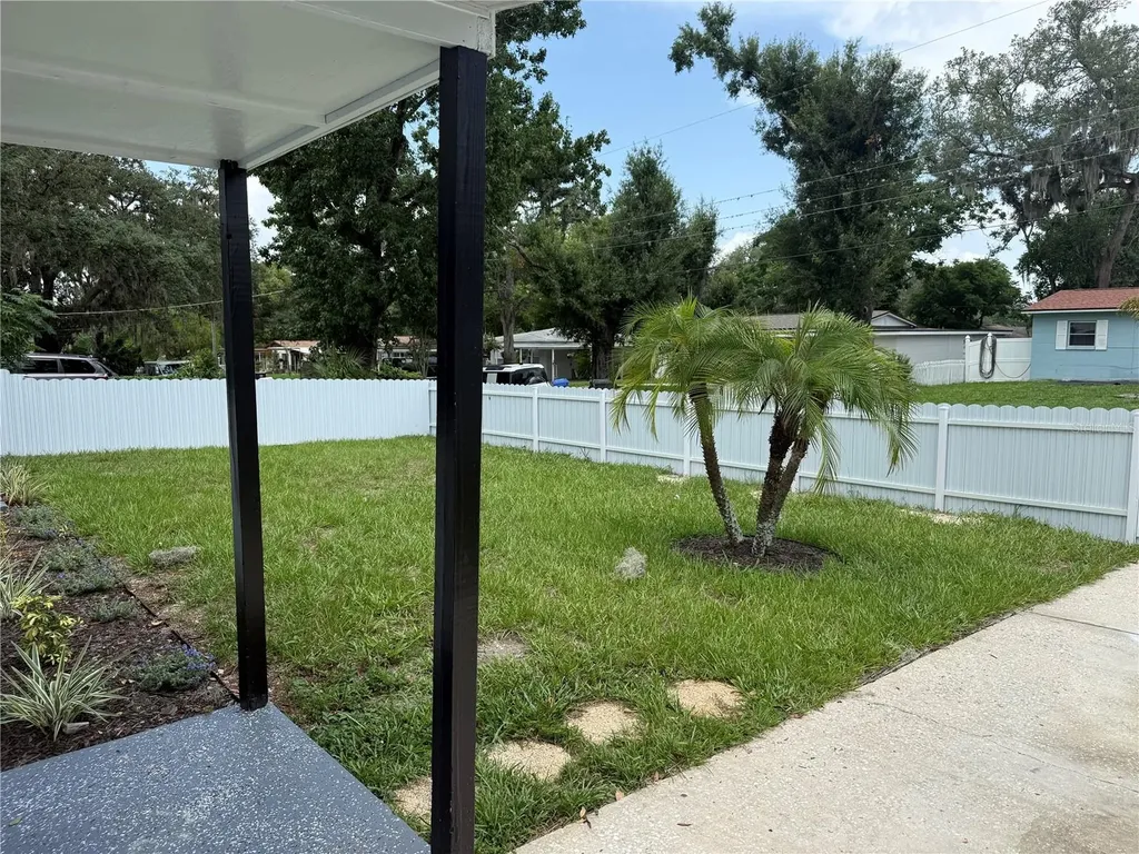 7015 Filbert Lane Tampa FL 33637