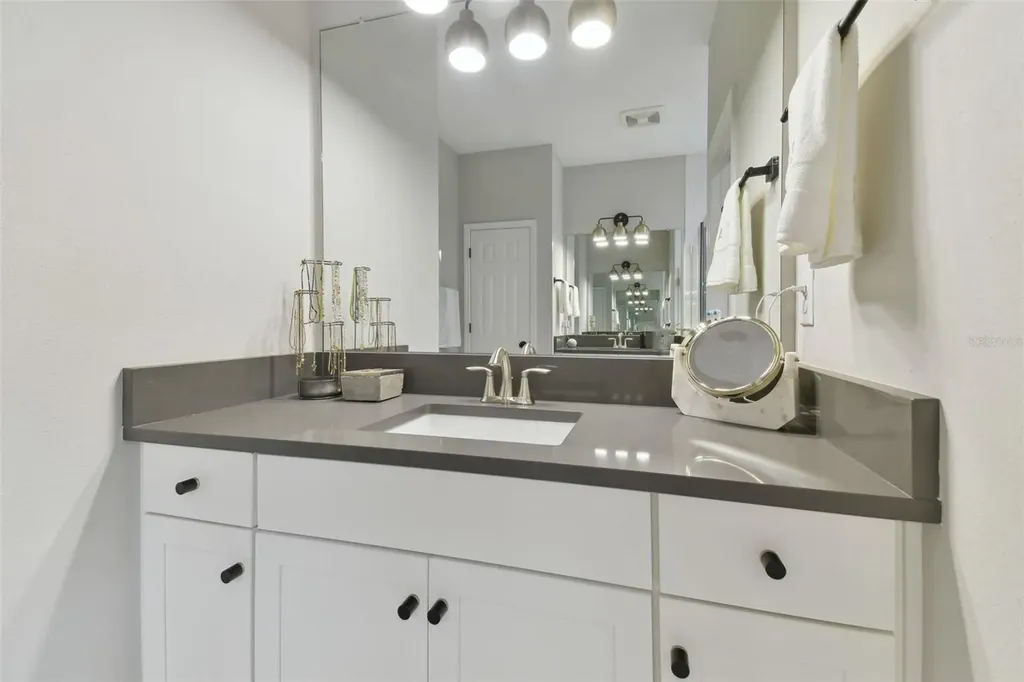 5424 Silver Sun Drive Apollo Beach FL 33572