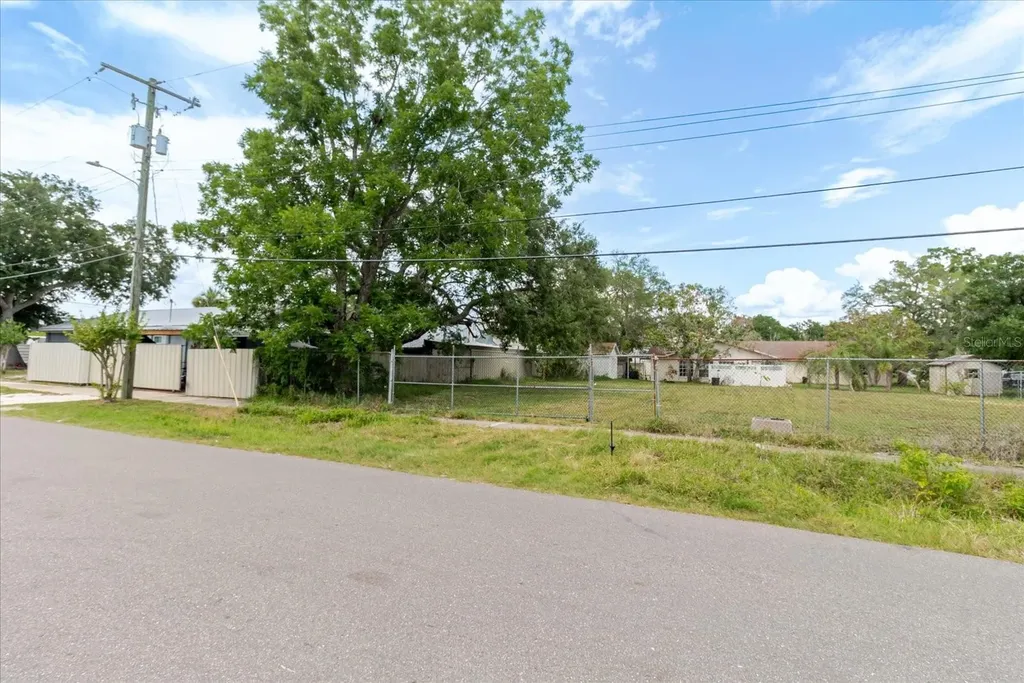 7208 S Sherrill Tampa FL 33616