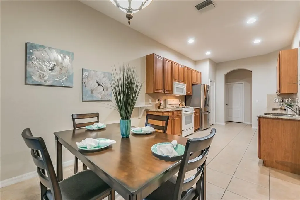 445 Noble Faire Drive Sun City Center FL 33573