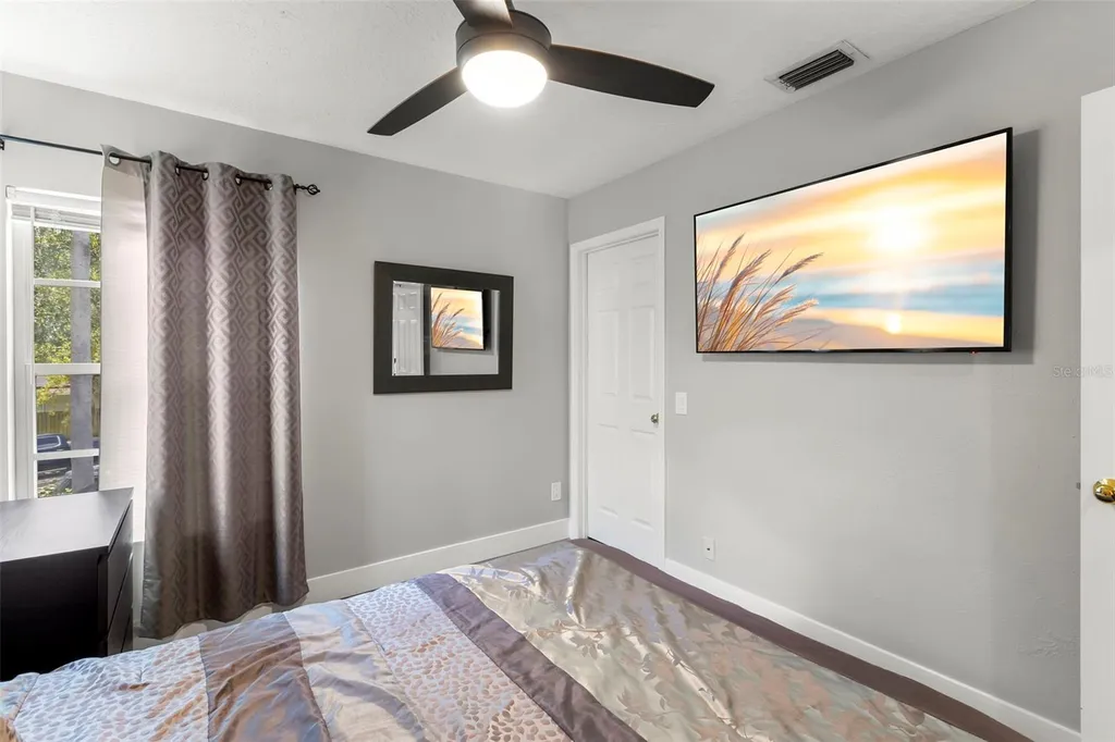 9915 Hartwell Bridge Circle Tampa FL 33626