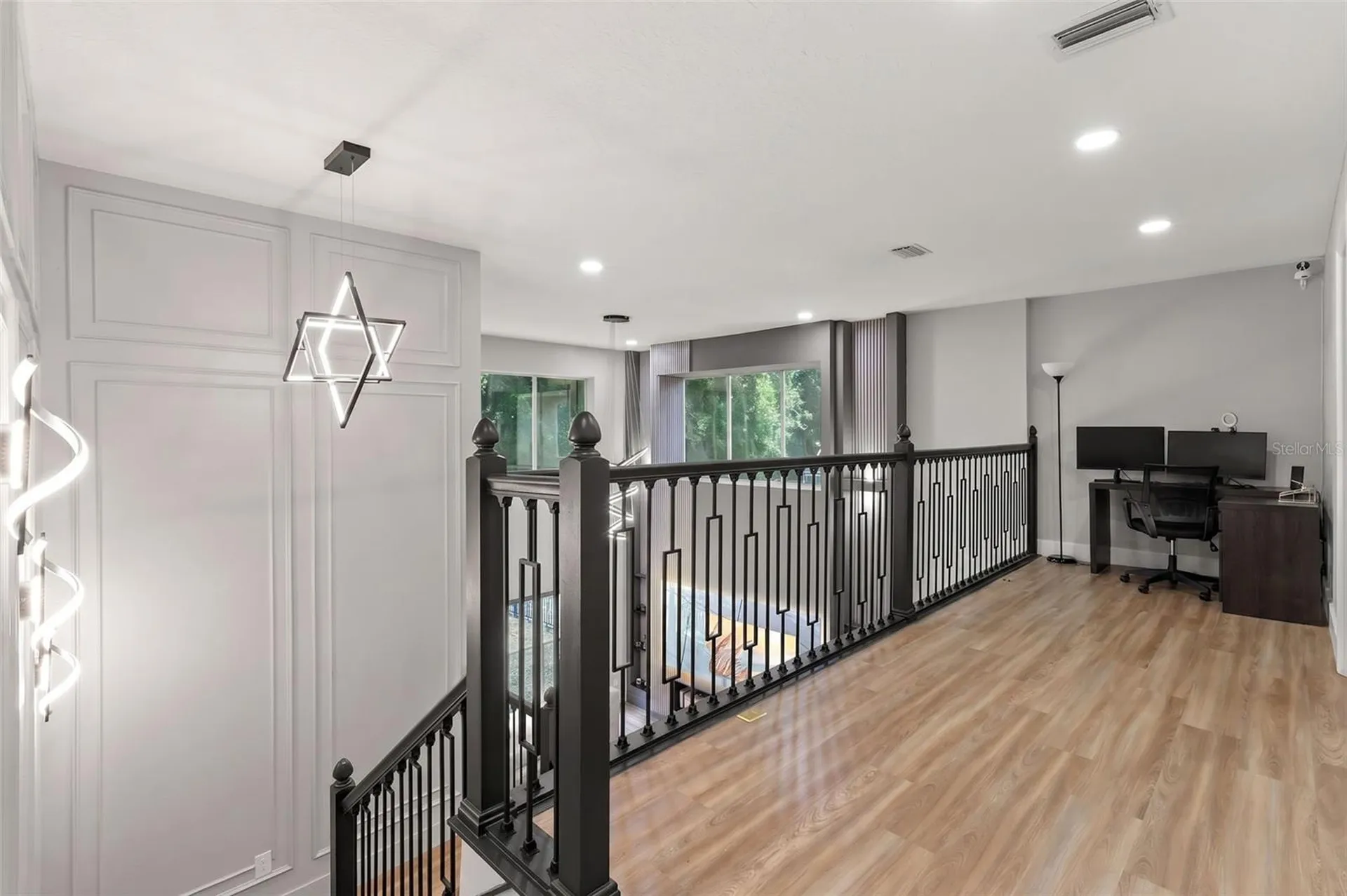 9915 Hartwell Bridge Circle Tampa FL 33626