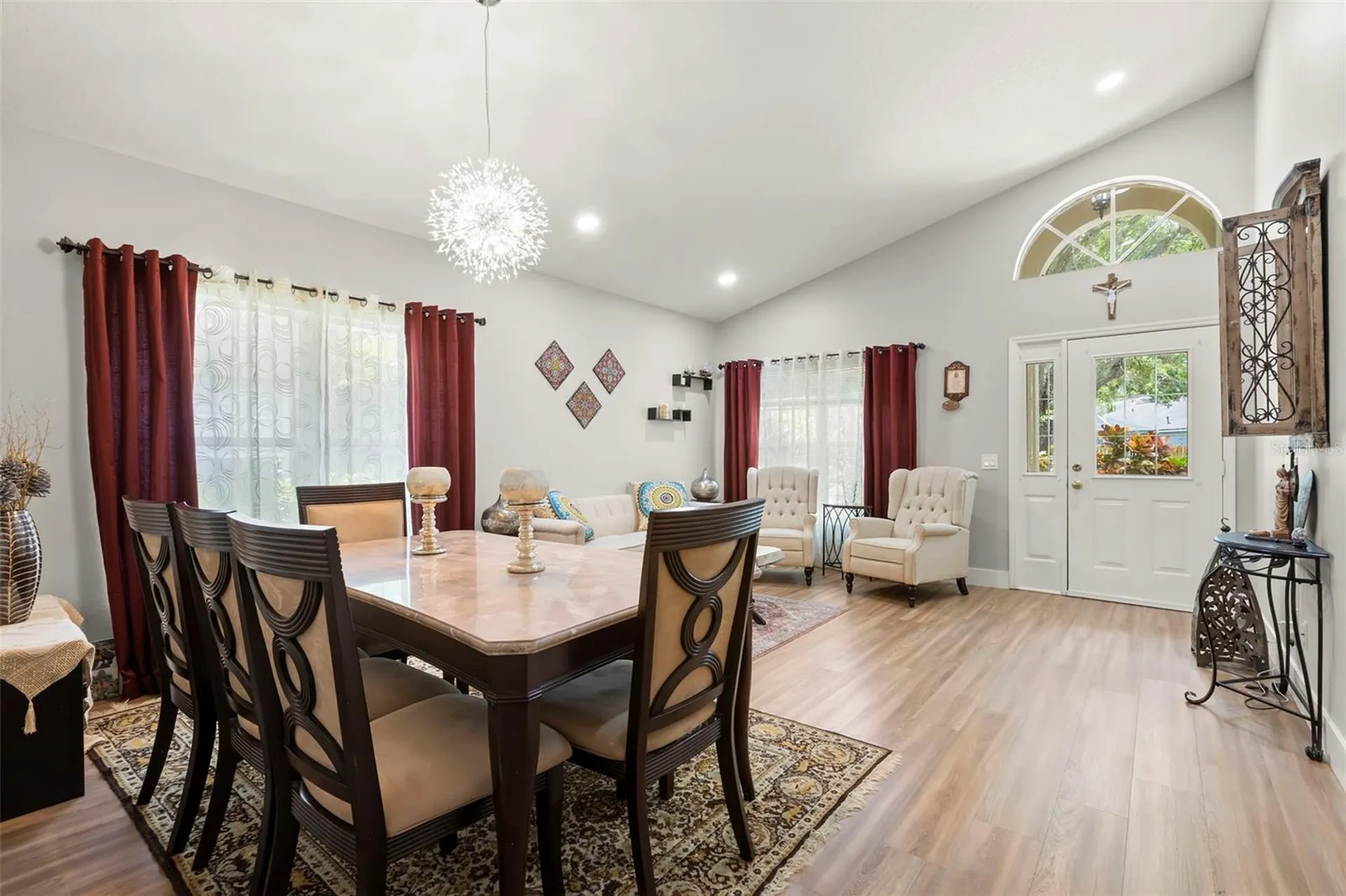 9915 Hartwell Bridge Circle Tampa FL 33626