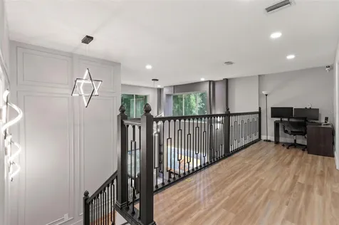 9915 Hartwell Bridge Circle Tampa FL 33626