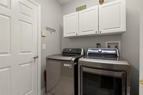9915 Hartwell Bridge Circle Tampa FL 33626