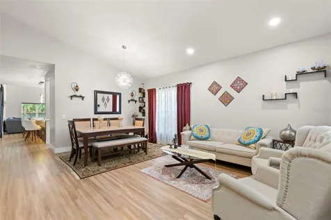 9915 Hartwell Bridge Circle Tampa FL 33626