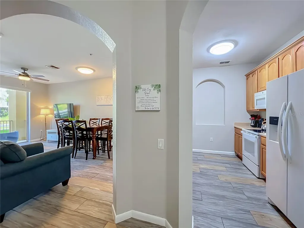 4814 Cayview Avenue Orlando FL 32819