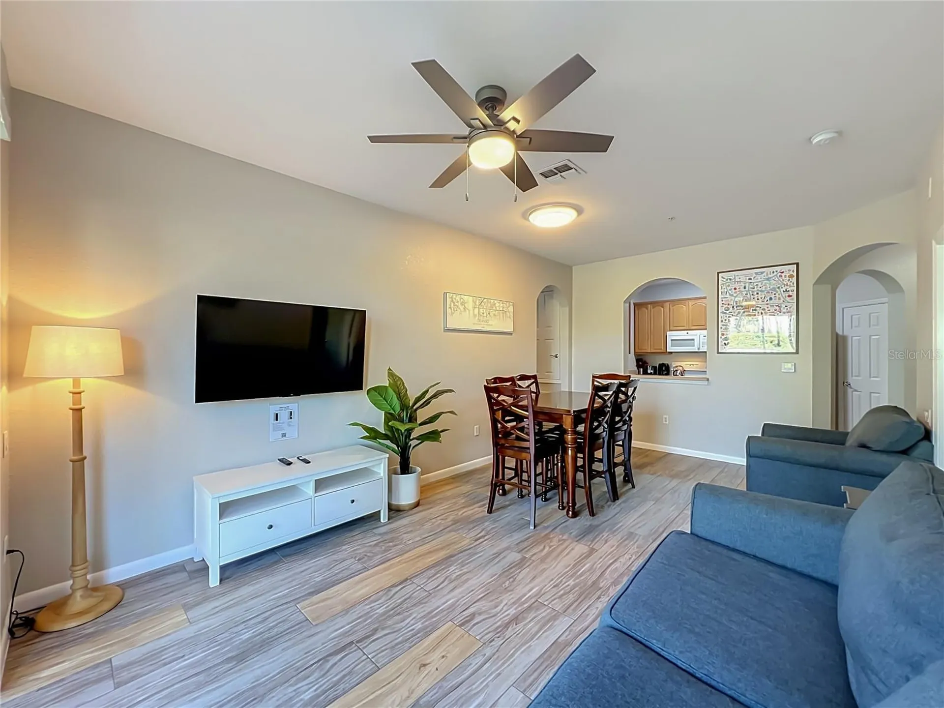 4814 Cayview Avenue Orlando FL 32819