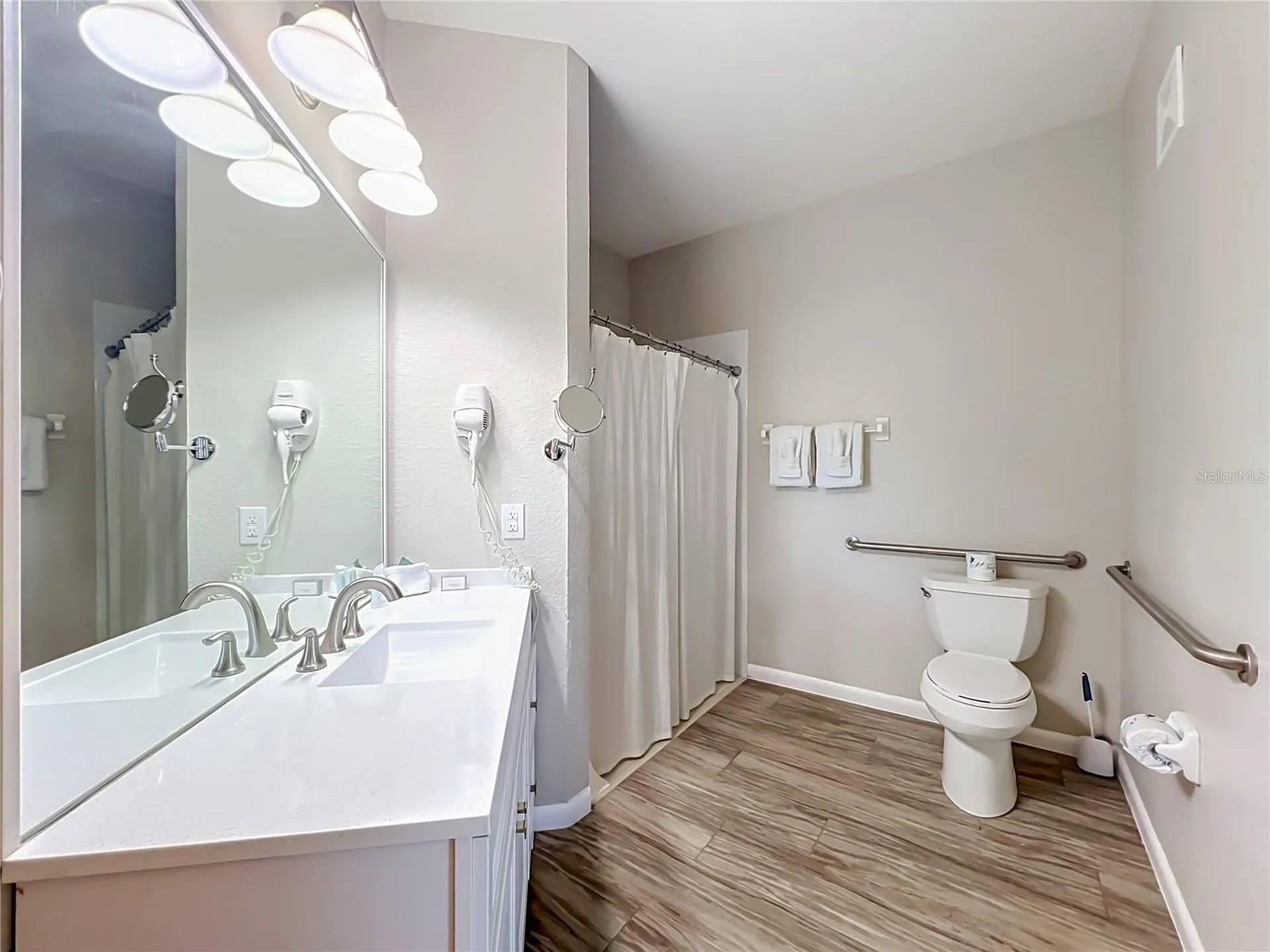 4814 Cayview Avenue Orlando FL 32819