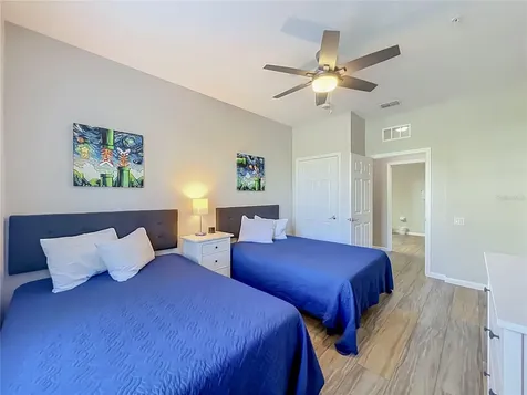 4814 Cayview Avenue Orlando FL 32819