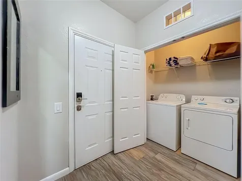 4814 Cayview Avenue Orlando FL 32819