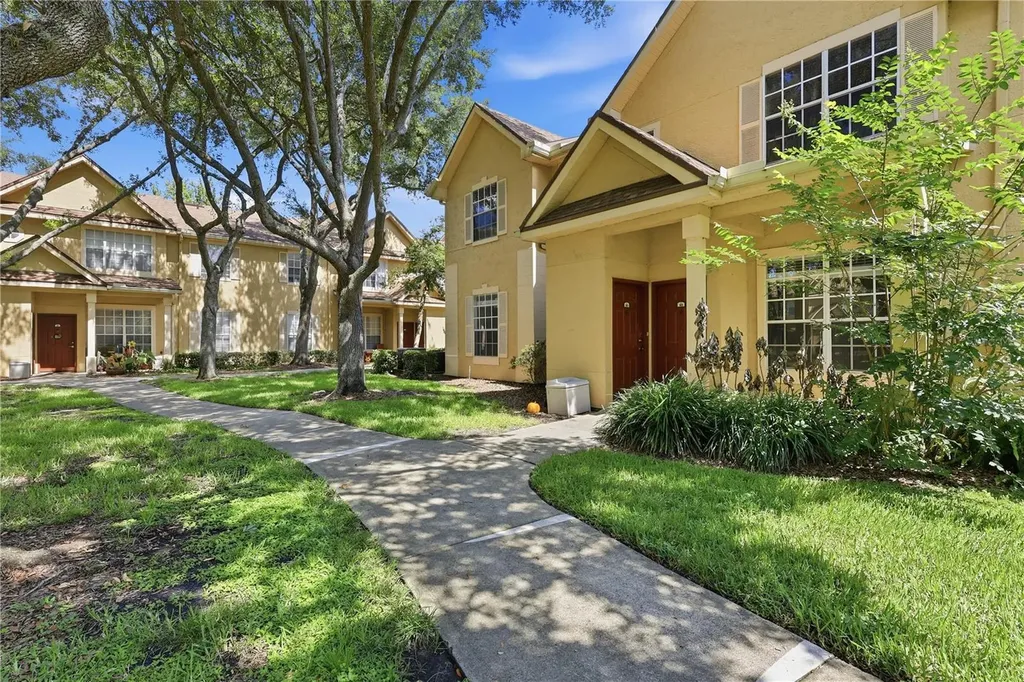 858 Grand Regency Point Altamonte Springs FL 32714