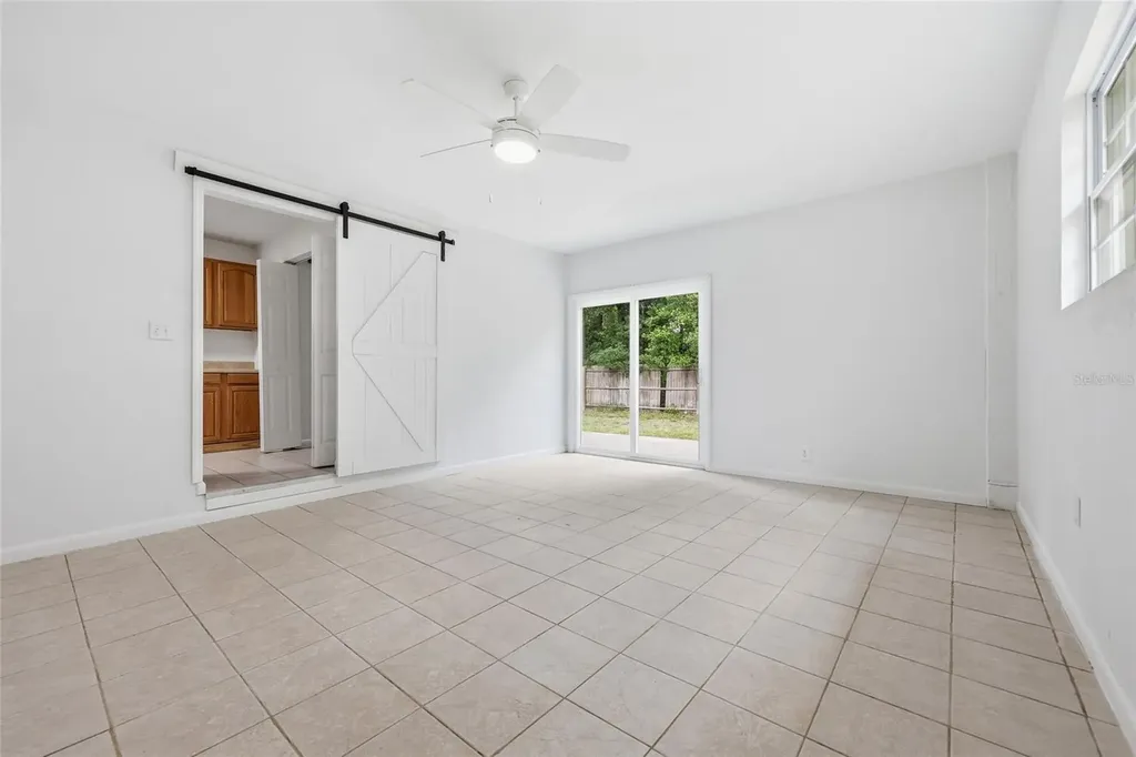 18868 NW 250th Street High Springs FL 32643