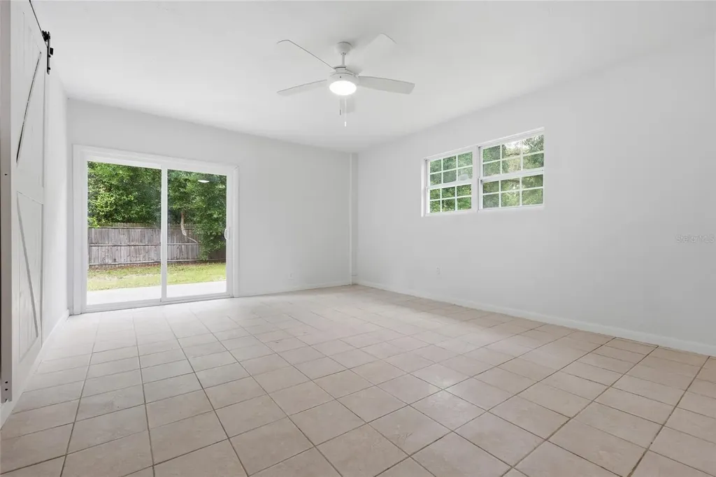 18868 NW 250th Street High Springs FL 32643