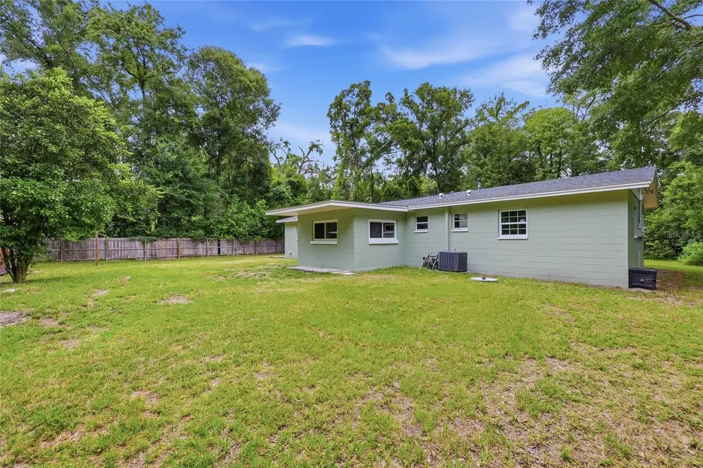 18868 NW 250th Street High Springs FL 32643