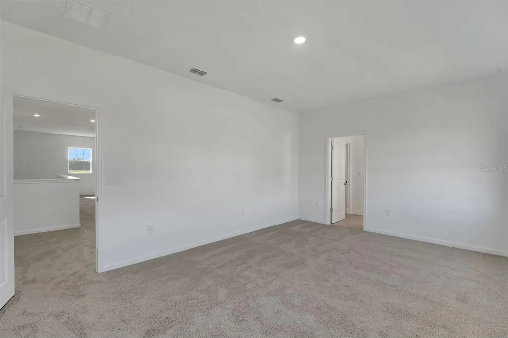 883 Shumard Way Lady Lake FL 32159