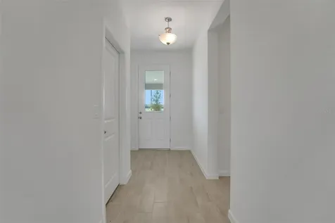 883 Shumard Way Lady Lake FL 32159