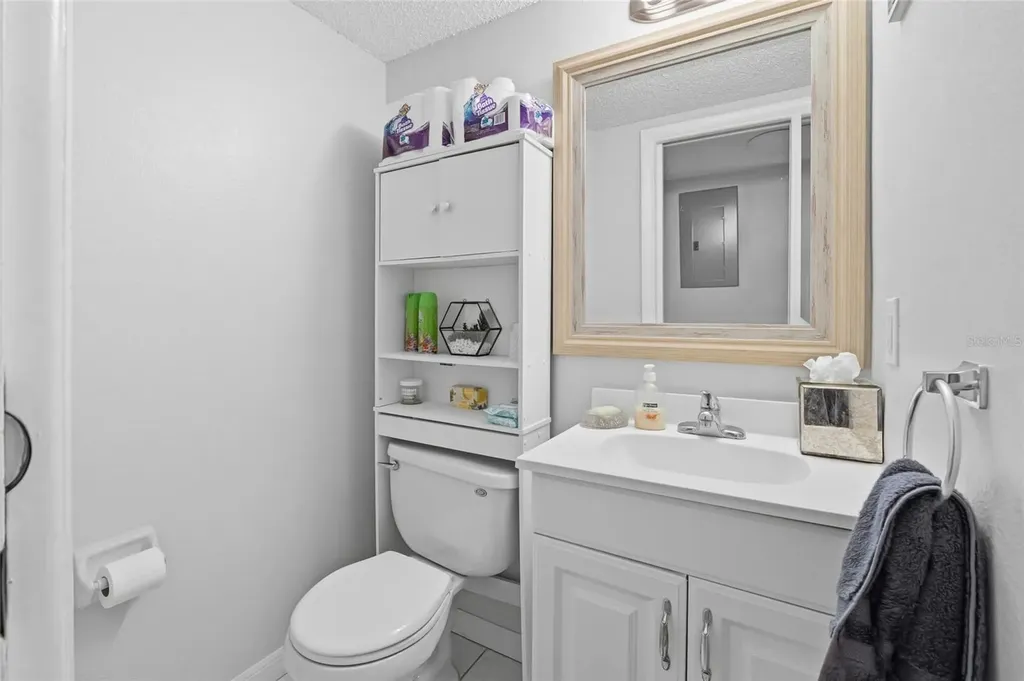 5104 Tennis Court Circle Tampa FL 33617
