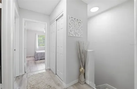 5104 Tennis Court Circle Tampa FL 33617