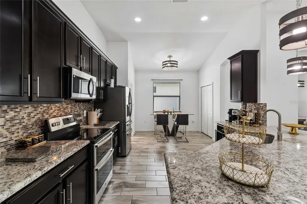 943 Old Windsor Way Spring Hill FL 34609