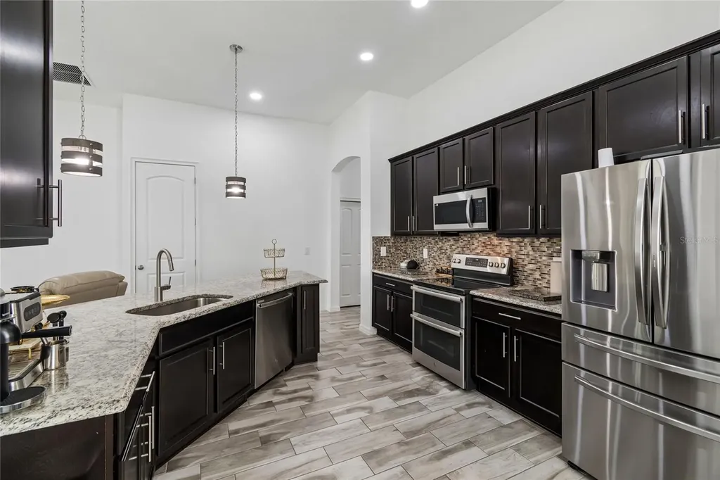 943 Old Windsor Way Spring Hill FL 34609