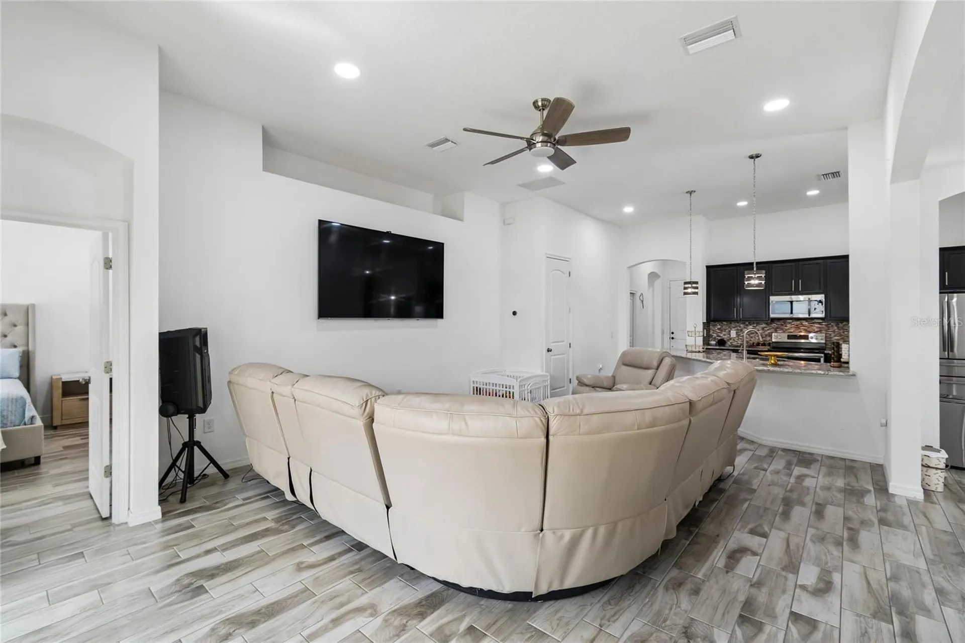 943 Old Windsor Way Spring Hill FL 34609