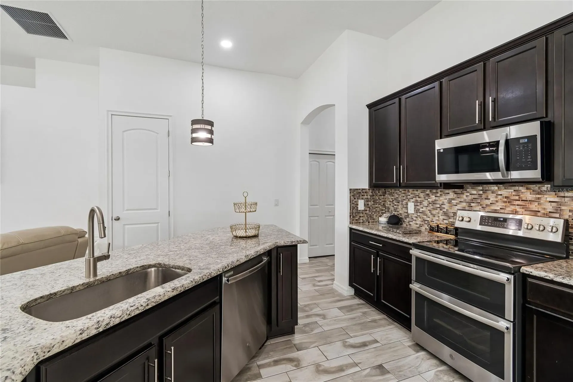 943 Old Windsor Way Spring Hill FL 34609