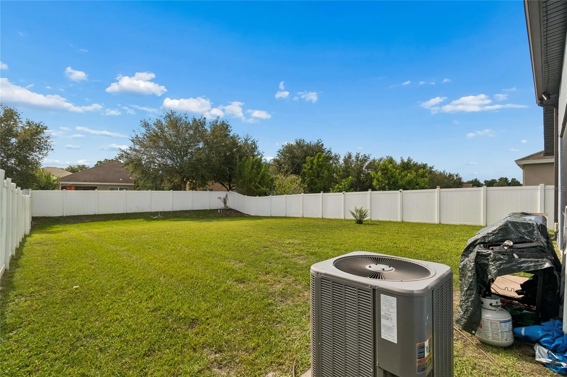 943 Old Windsor Way Spring Hill FL 34609