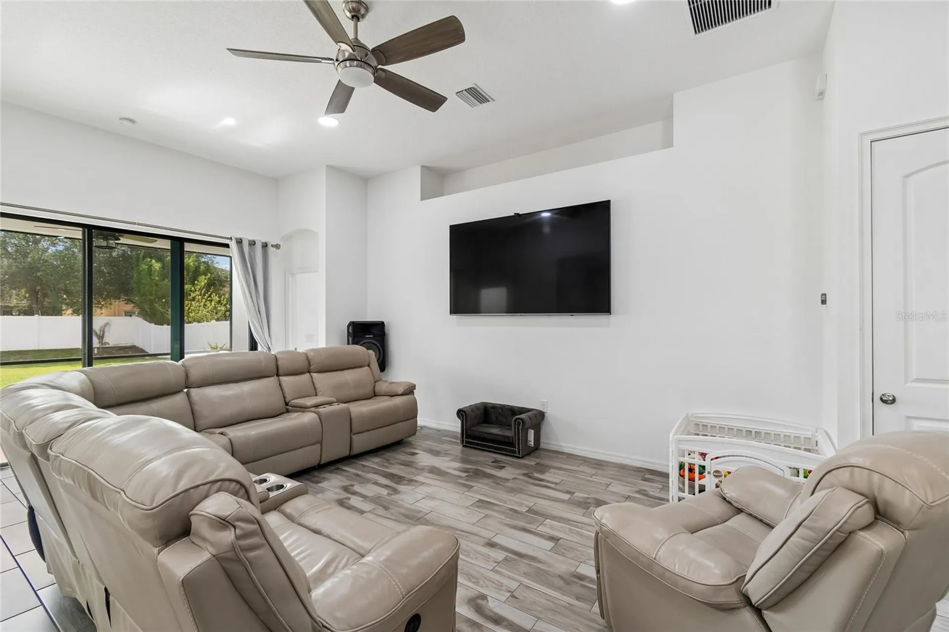 943 Old Windsor Way Spring Hill FL 34609