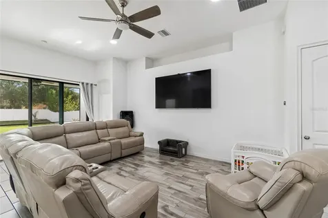 943 Old Windsor Way Spring Hill FL 34609